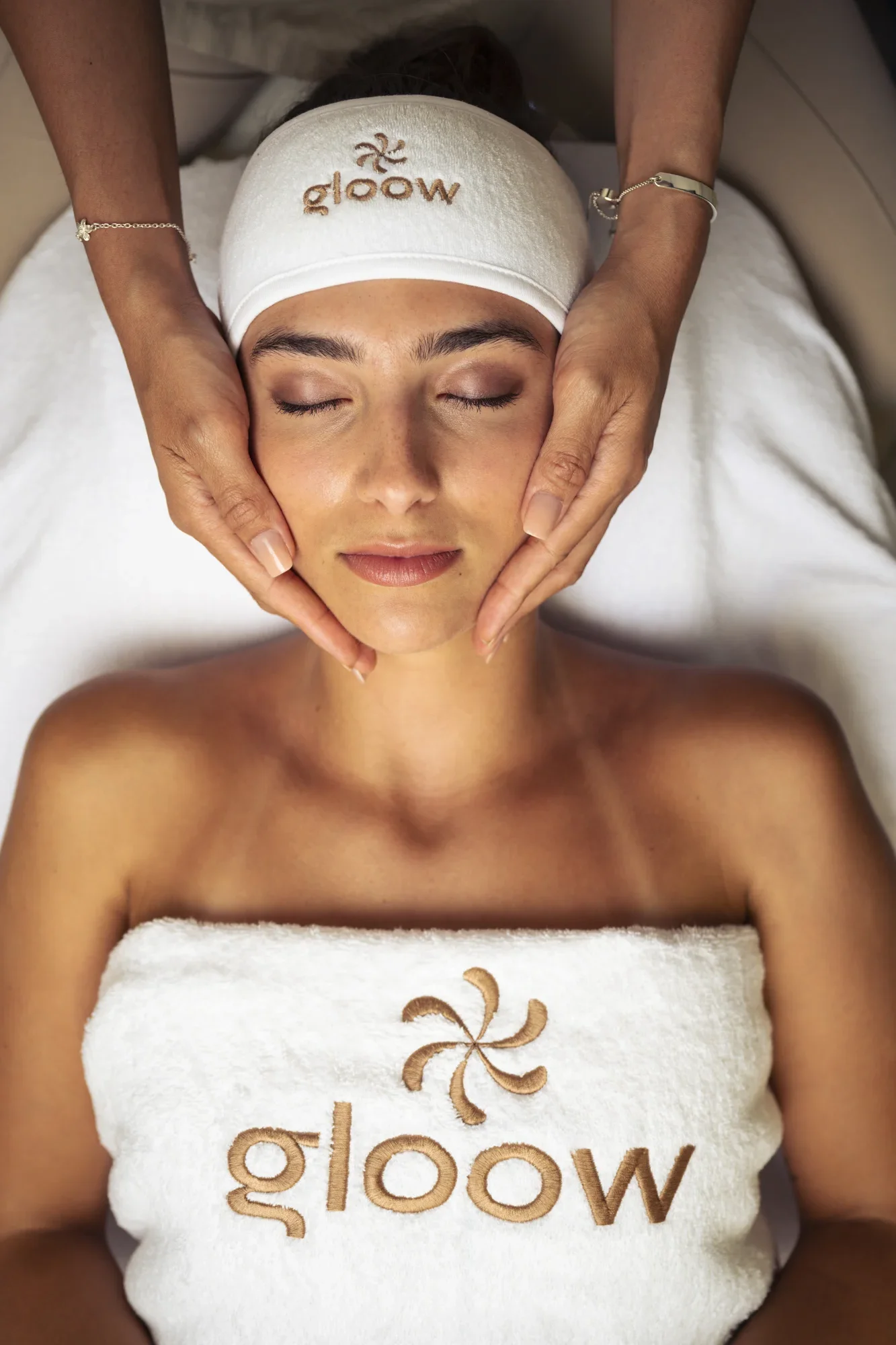 Korean Gloow Facial behandeling bij Gloow
